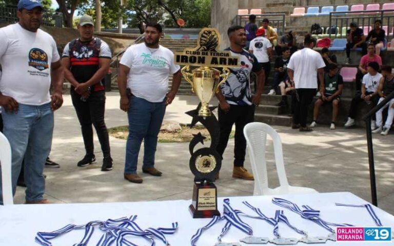 Realizan Torneo Nacional de Tercia en el Parque Luis Alfonso Velásquez Flores
