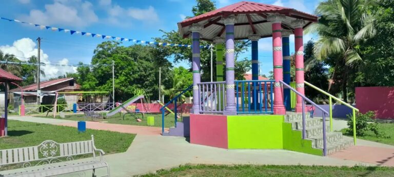 Ejecutan diversos proyectos en beneficio de las familias de Laguna de Perlas