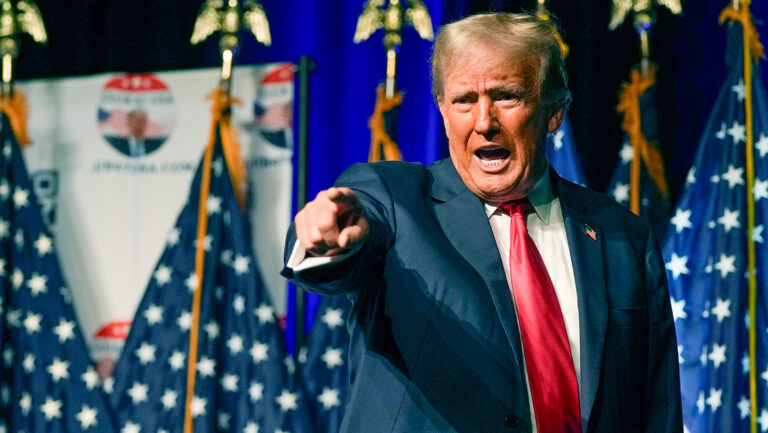 Trump exige a Forbes una disculpa por sacarlo de la lista de los más ricos