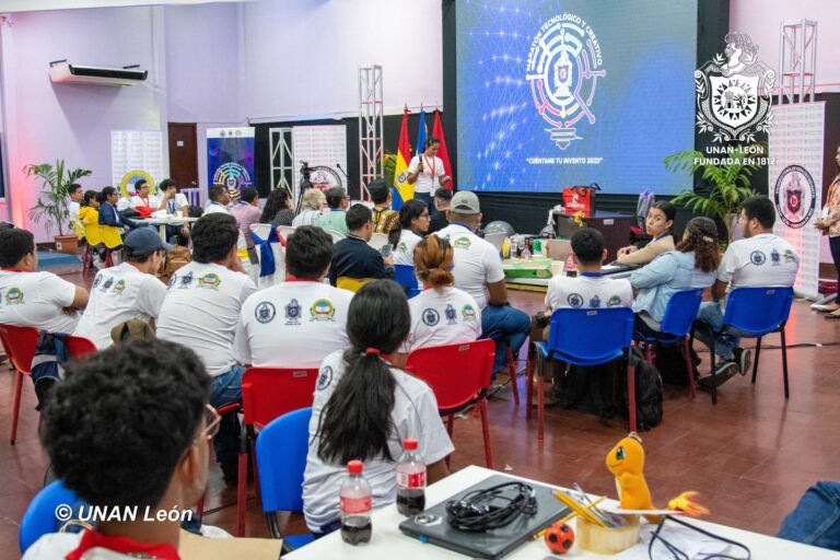 Realiza Maratón Tecnológico y Creativo en la UNAN-León