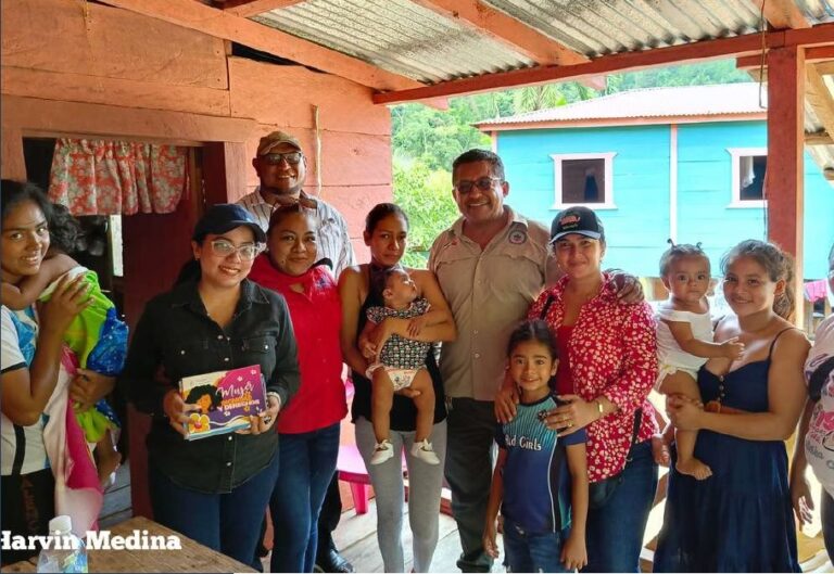 Cartillas para la Vida Armoniosa han sido presentadas a familias del Triángulo Minero