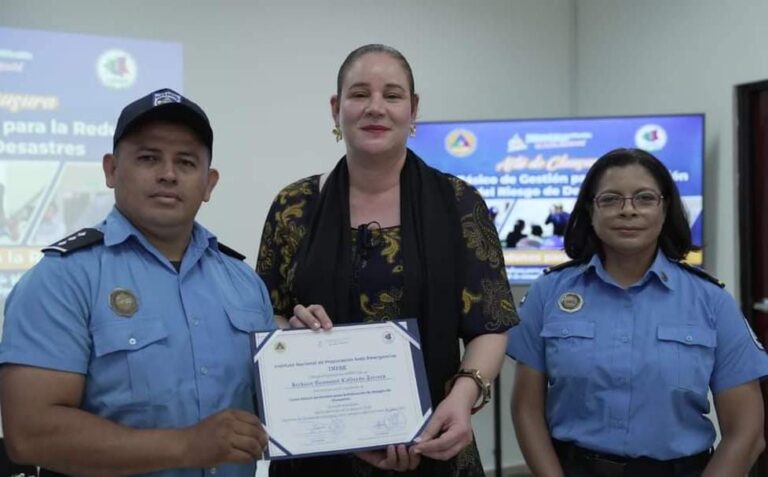 Policías finalizan Curso Básico de Gestión para la Reducción del Riesgo de Desastres