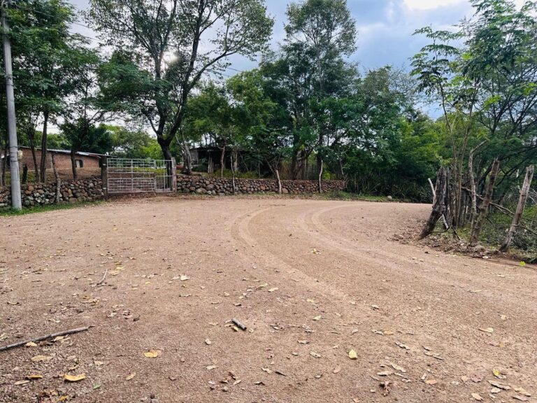 Rehabilitan 5 kilómetros de caminos en Estelí