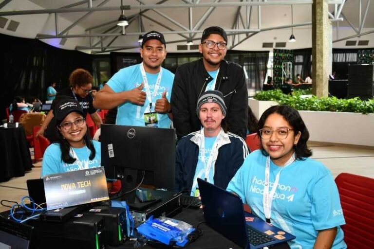Más de 200 equipos participan en la Séptima edición de Hackathon Nicaragua