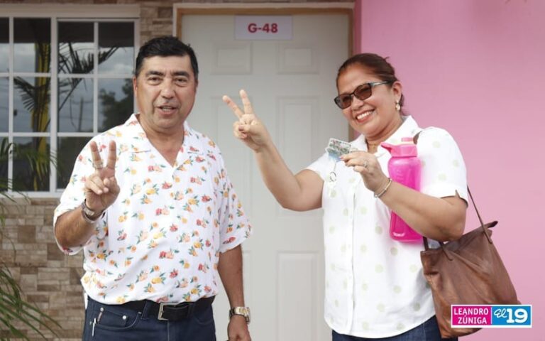 Entregan las primeras 50 viviendas del reparto Mirador Xolotlán