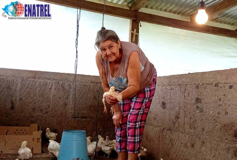 Más familias de Matiguás  cuentan con energía eléctrica