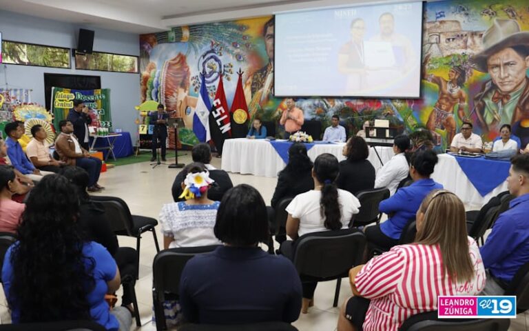 Realizan Certamen Nacional del Mejor Docente en Educación Primaria 2023