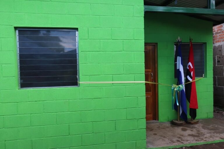 Entregan en San Rafael del Norte ocho viviendas dignas