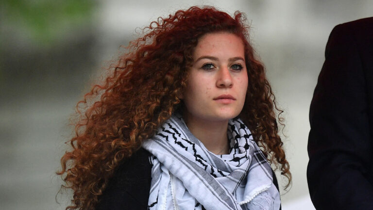 Ejército israelí arresta a la activista palestina Ahed Tamimi