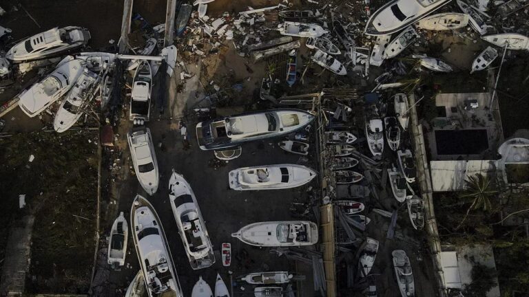 México reporta 47 muertos por Huracán Otis