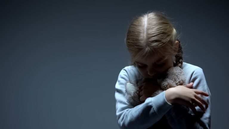 Encuentran 30 videos de una violación colectiva a una menor de 15 años