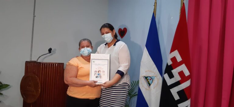 Gobierno de Nicaragua ha entregado más de 600 mil títulos de propiedad