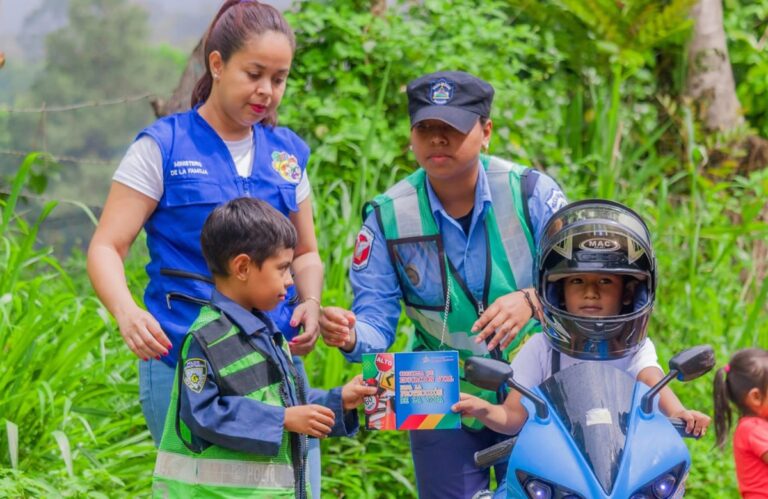 Promueven en niños respeto a las señales de tránsito