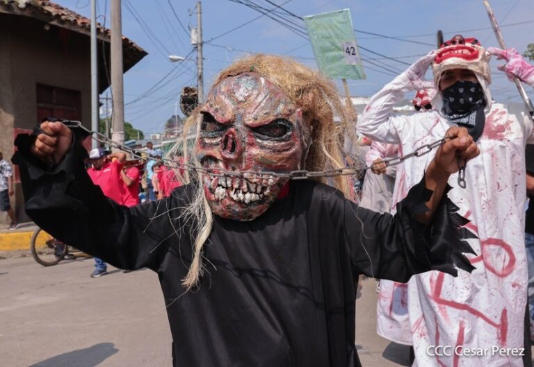 Torovenado “El Malinche” en su 133 edición recorre la ciudad de Masaya