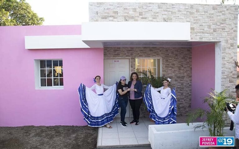 30 familias reciben vivienda digna en el Proyecto Mirador Xolotlán