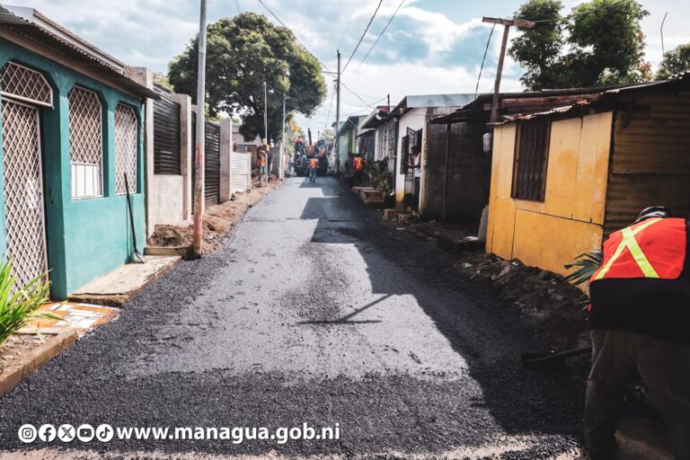 Mejoran el acceso vial en el barrio B15 de Managua