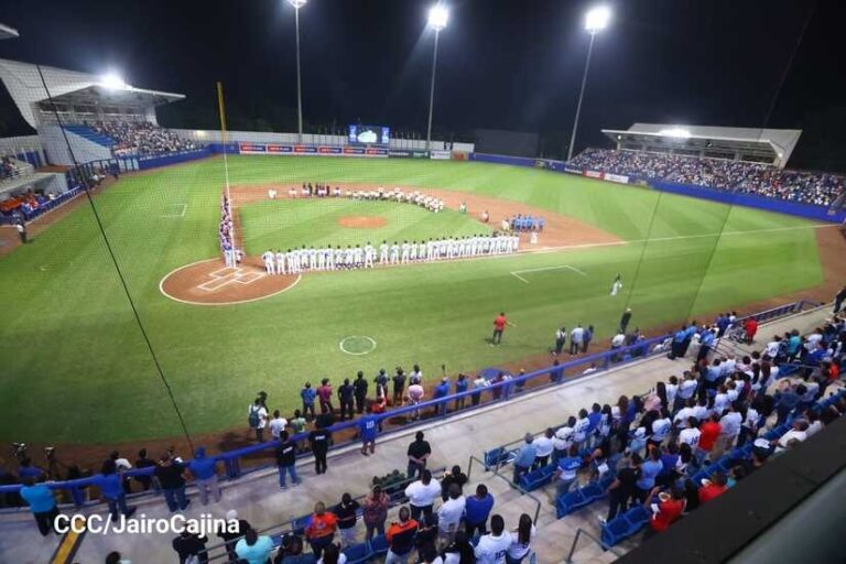 Con una gran victoria, los fanáticos inauguraron el Estadio Roberto Clemente de Masaya