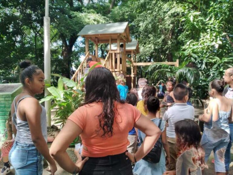 INAFOR promueve el cuido a la Madre Tierra con cantos y bailes