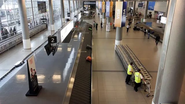 Turistas expulsados de Colombia por decir que llevaban una bomba