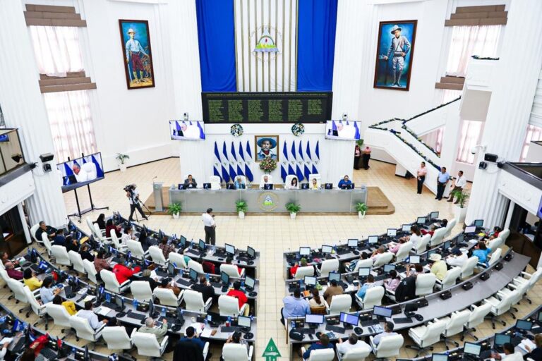 Reforman la Ley de Educación Superior y Ley General de Educación