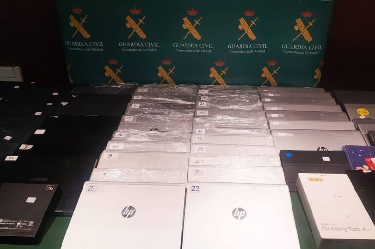 Banda criminal de chilenos que robaba ordenadores en colegios es desarticulada