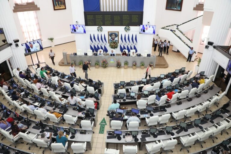 Presentan Informe sobre Implementación de Políticas Institucionales de la AN