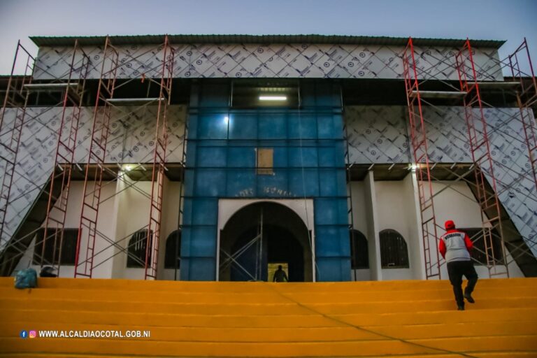 Avanza con éxito las obras de remodelación del Estadio Glorias del béisbol Segoviano