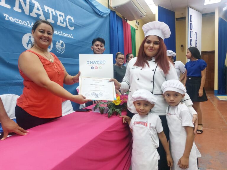 Certifican a 250 protagonistas en carreras técnicas en Matagalpa