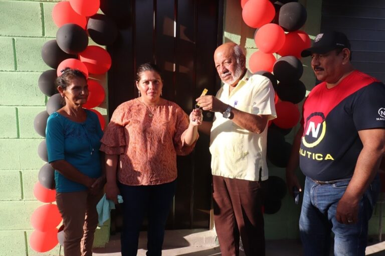 Gobierno Sandinista cumple el sueño de 7 familias en Juigalpa