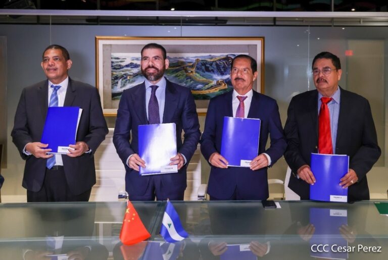 Nicaragua y China firman acuerdo de crédito para dos proyectos