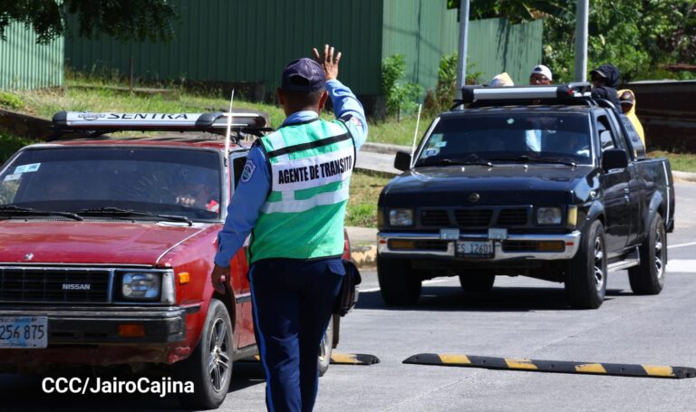Policía Nacional brinda seguridad en las carreteras