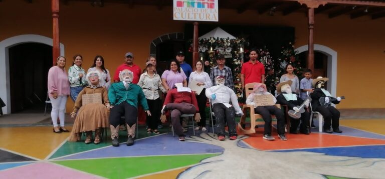 Realizan el concurso del Viejo más Creativo  