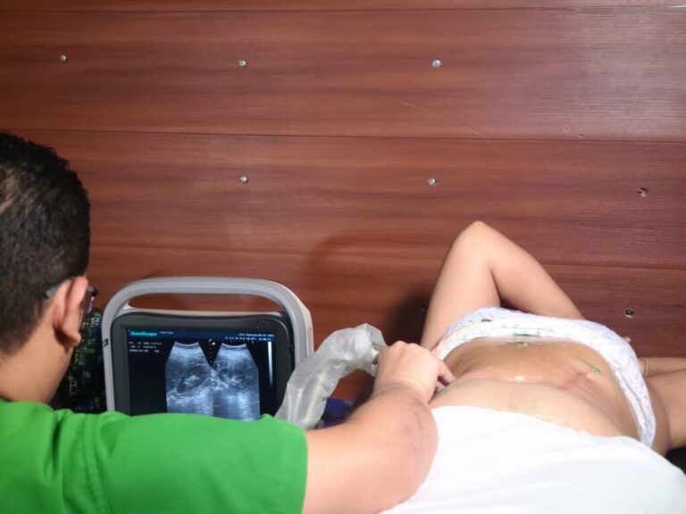 Clínica Móvil llega al barrio Jorge Dimitrov