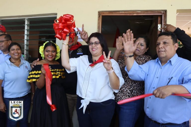 Familias leonesas cuentan con una nueva caja de pago de impuestos