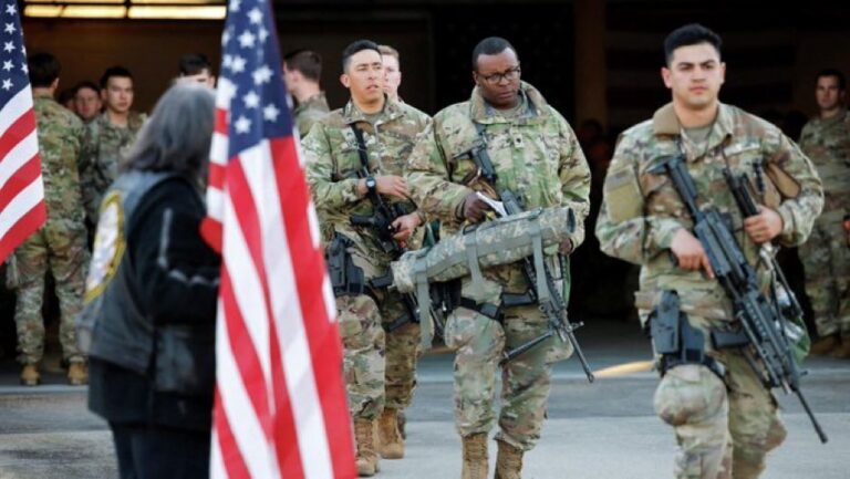 Militares de EEUU preparados para intervenir en Ecuador