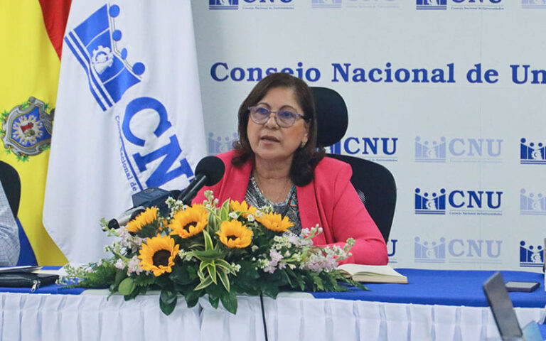 Más de 180 mil estudiantes están inscritos en las universidades públicas del país