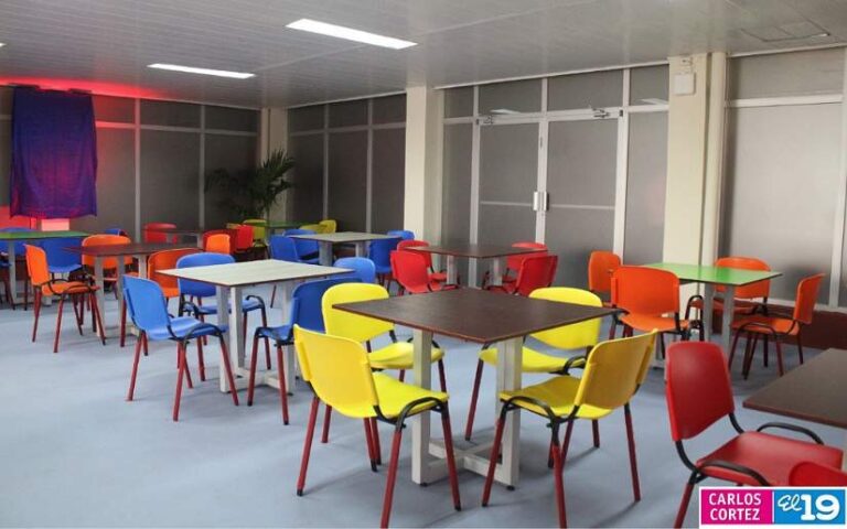 Inauguran en la UNAN-León salón de estudio en honor a Leonel Rugama