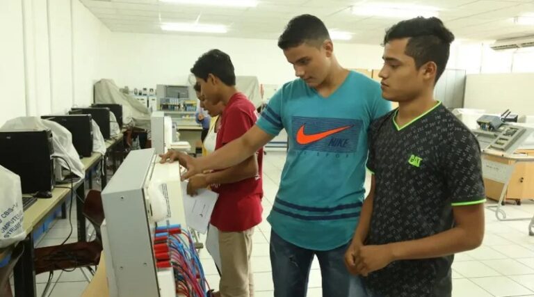 Matrícula escolar en el INATEC presenta un avance del 74%