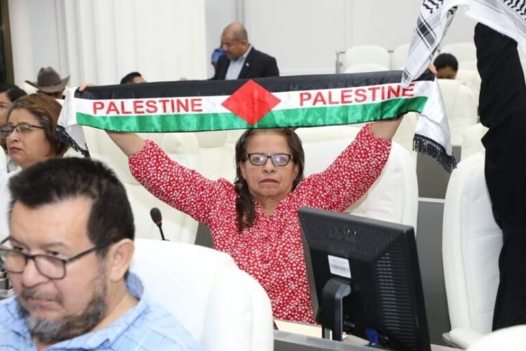 Diputados condenan la crueldad que se comete contra el pueblo palestino