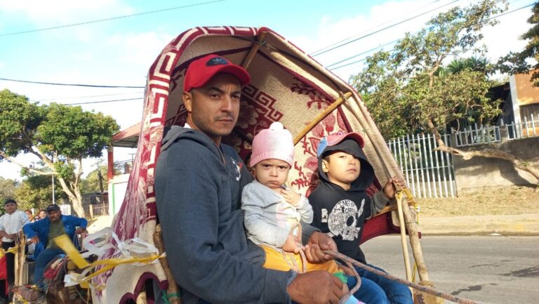 Peregrinos de San Sebastián llegan a Diriamba abordo de sus carretas