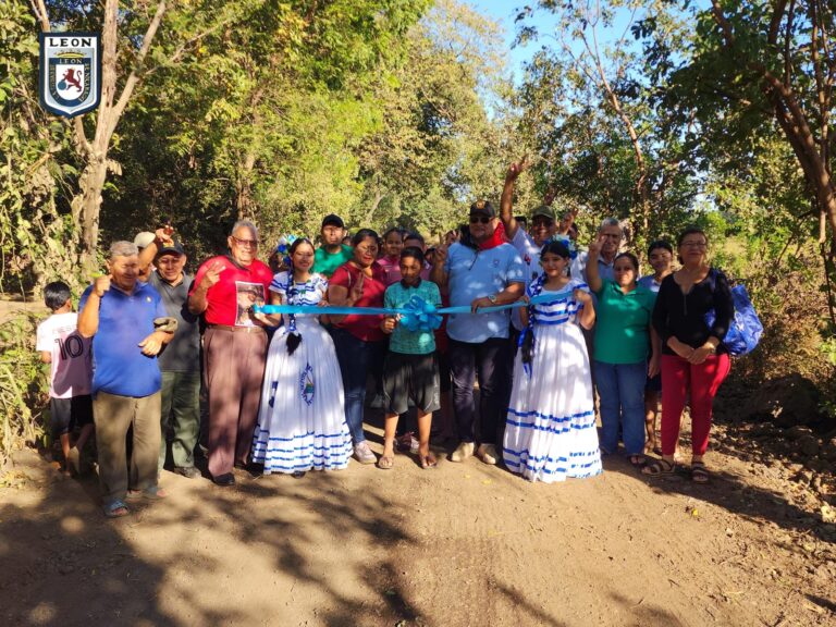 Inauguran reparación de camino en la comunidad de Chacraseca y la Ceiba