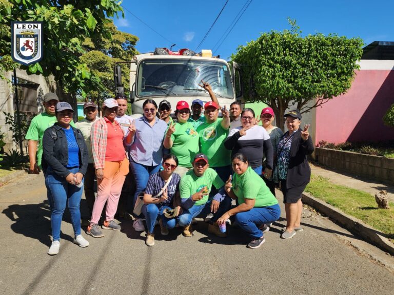 Realizan jornada de limpieza comunitaria en León