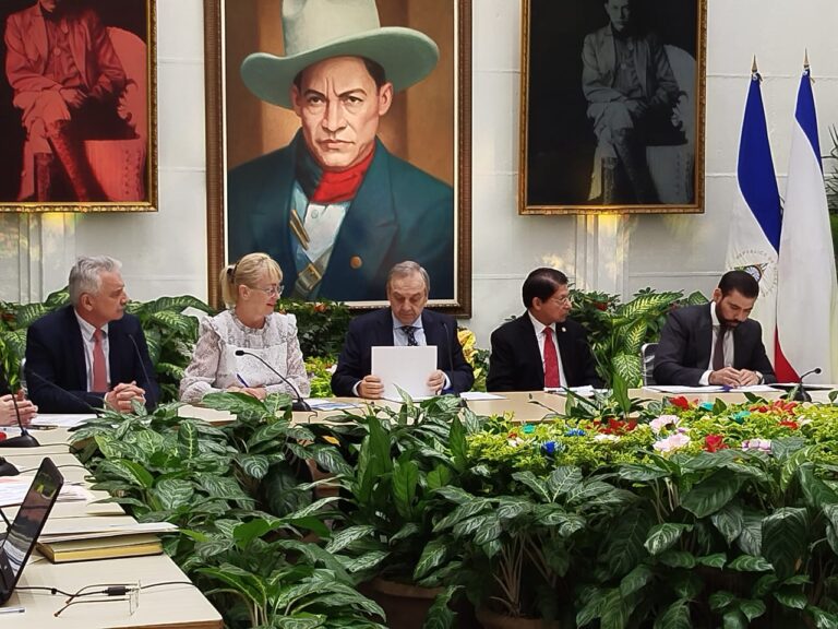 Nicaragua y Crimea fortalecen lazos de amistad y cooperación