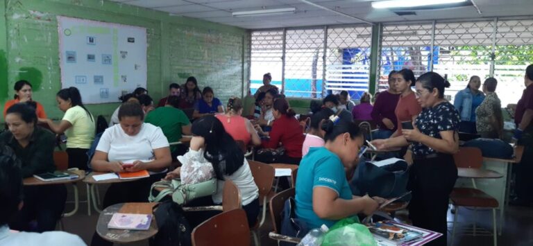 Docentes participan en primer encuentro Pedagógico del 2024