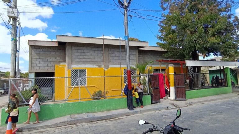 Avanzan obras de mejoramiento de centro salud en Ocotal