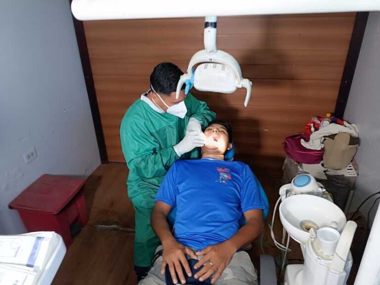 Personal de salud brinda atención a familias de Batahola Sur