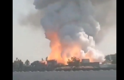 Explosión en una fábrica en India deja 11 personas fallecidas