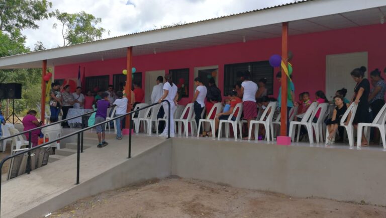 Inauguran primera etapa de Centro de Salud en Somoto