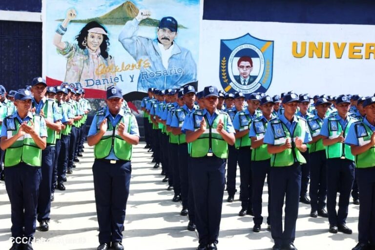 Nicaragua cuenta con 300 nuevos policías