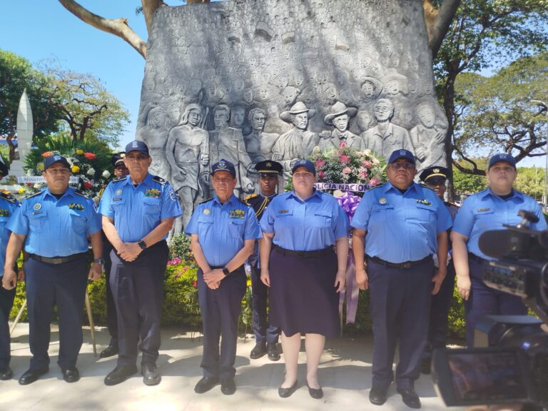 JS 19 Julio y Policía Nacional rinden homenaje a Sandino